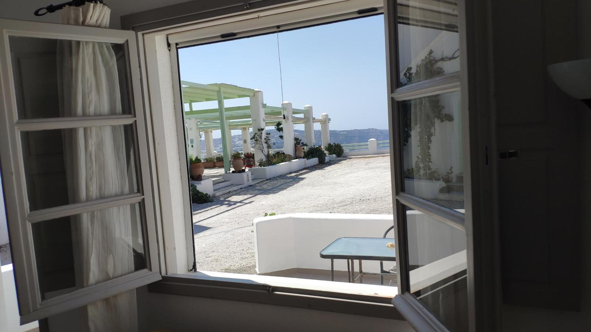 The Cliff Reflections - Adults Only Apartment Megalochori  Room photo